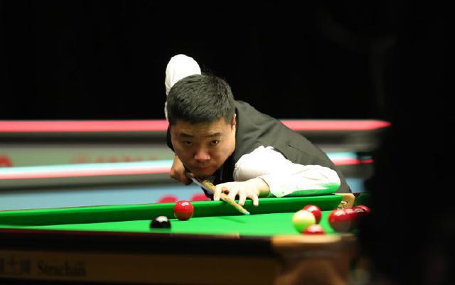 遭遇包夹 遭遇包夹