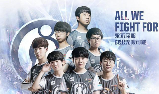 都伴随着新 都伴随着新