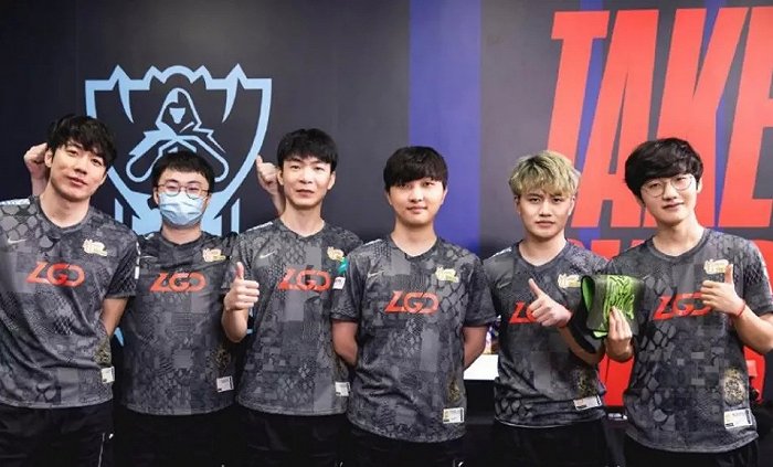 关键时刻扭 关键时刻扭